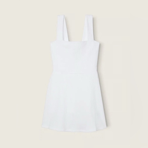 PINK VICTORIA SECERT DRESS W/BUILD IN SHORTS - WHITE SIZE XXL (NEW WITH TAGS) - Picture 3 of 4